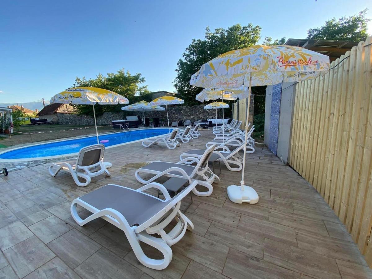 La Mosie Hotel Hátszeg Kültér fotó