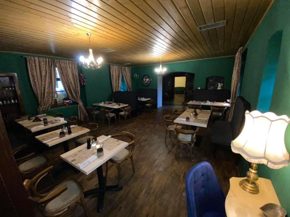 La Mosie Hotel Hátszeg Kültér fotó