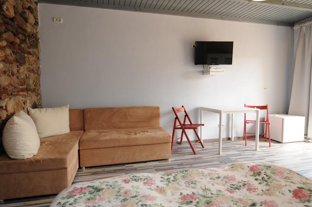 La Mosie Hotel Hátszeg Szoba fotó