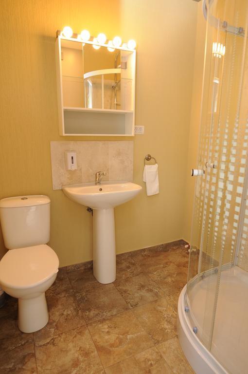 La Mosie Hotel Hátszeg Szoba fotó