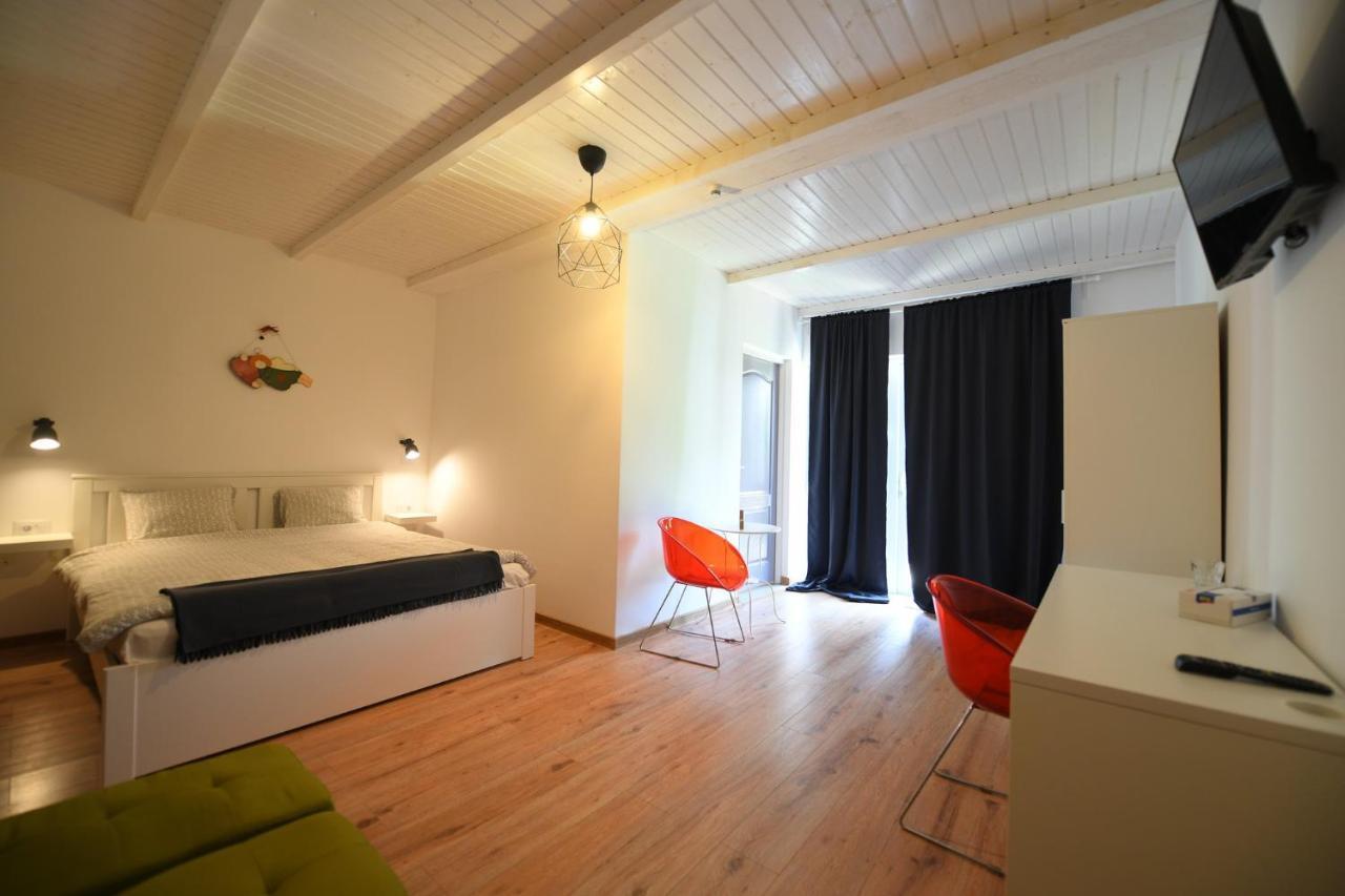 La Mosie Hotel Hátszeg Kültér fotó